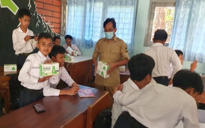 Donasi Masker untuk Siswa